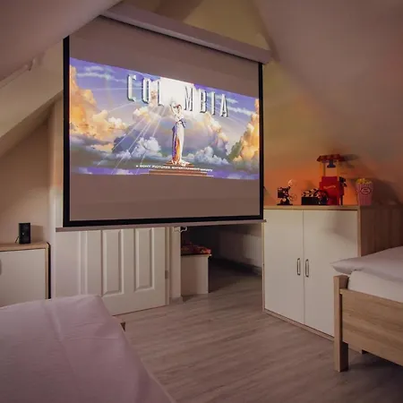 Up Besoeoek - Sanddorn Mit Infrarotsauna Krummhoern